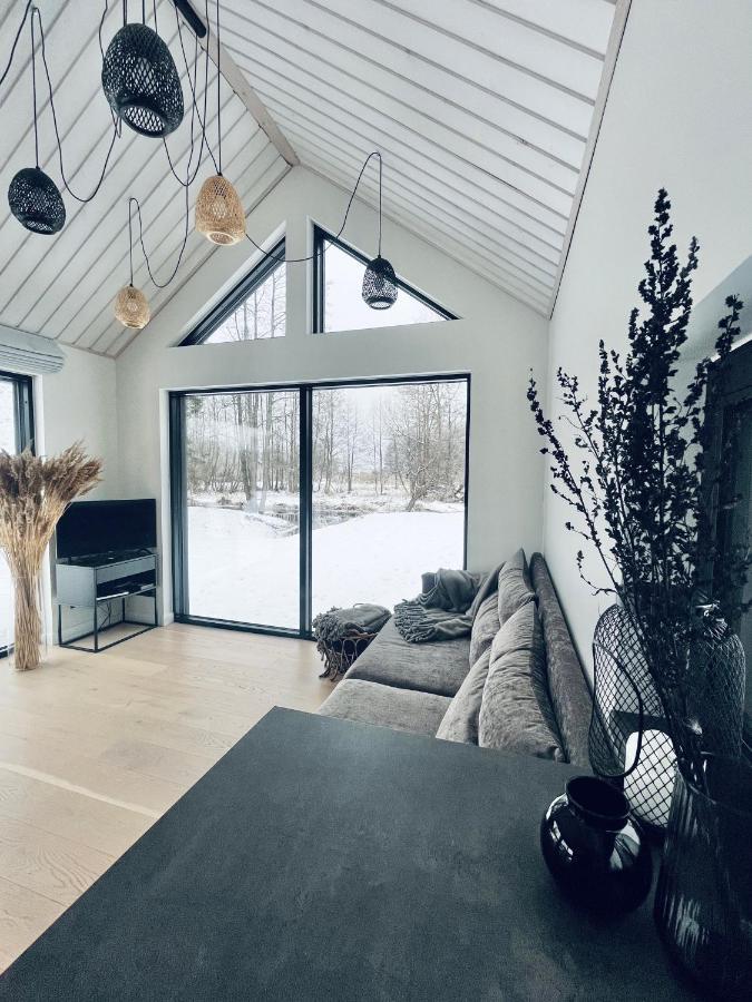 Paerli Puhkemaja / Pearl Riverside House Pudisoo Extérieur photo